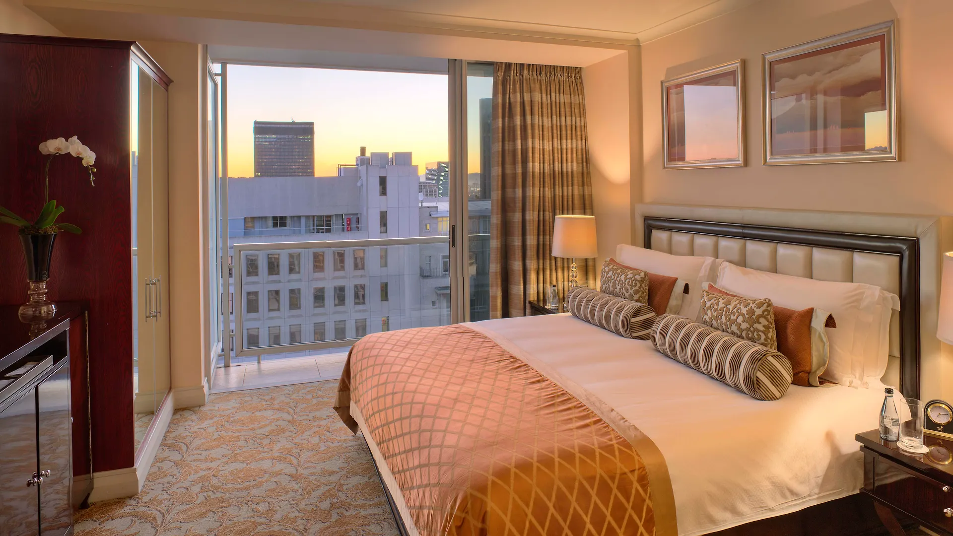 Taj Cape Town Hotel