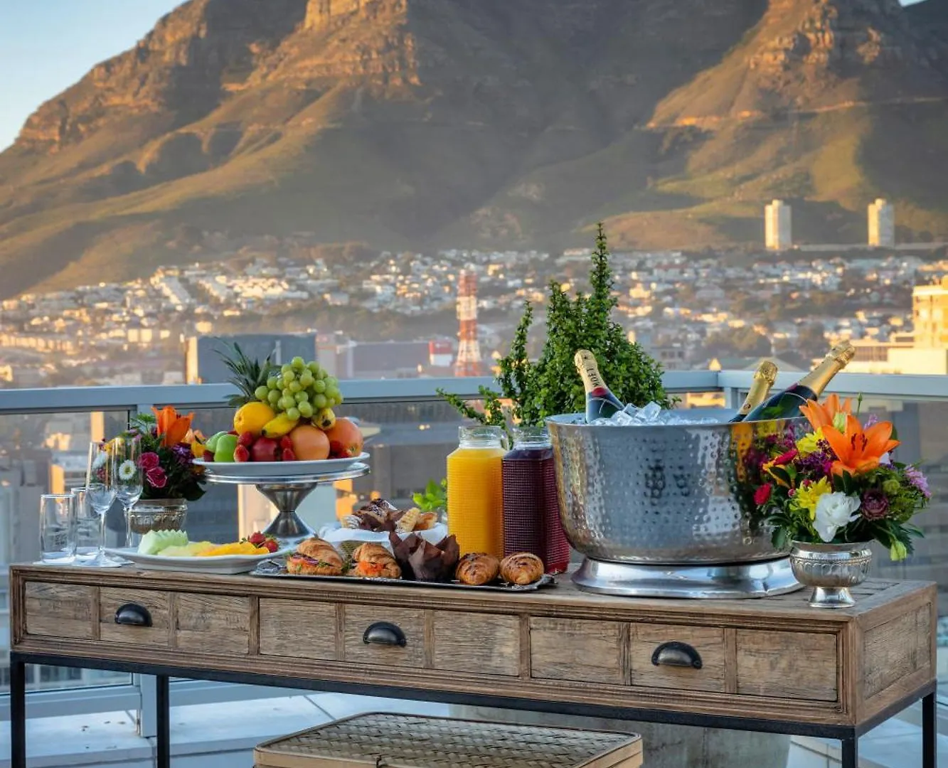 Taj Cape Town Hotel